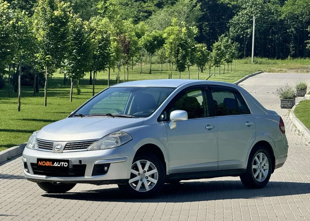Nissan TIIDA