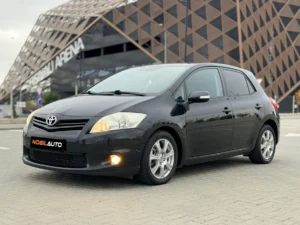 Toyota Auris 2011 – NobilAuto