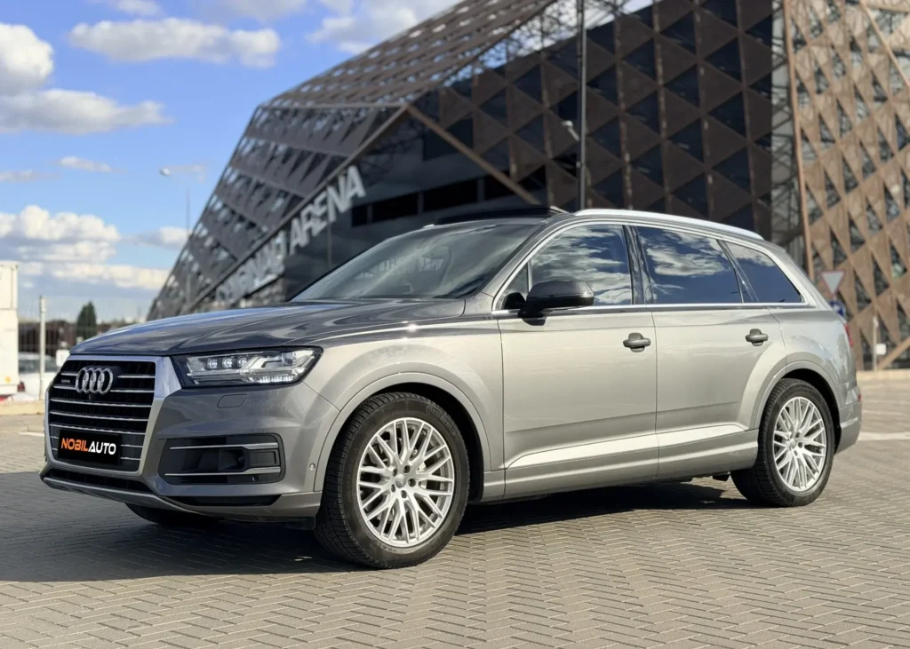 AUDI Q7
