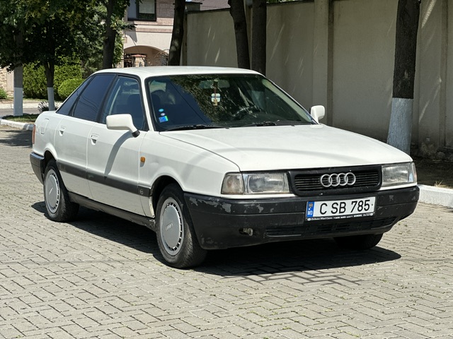 Audi 80