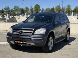 Mercedes GL CLASS
