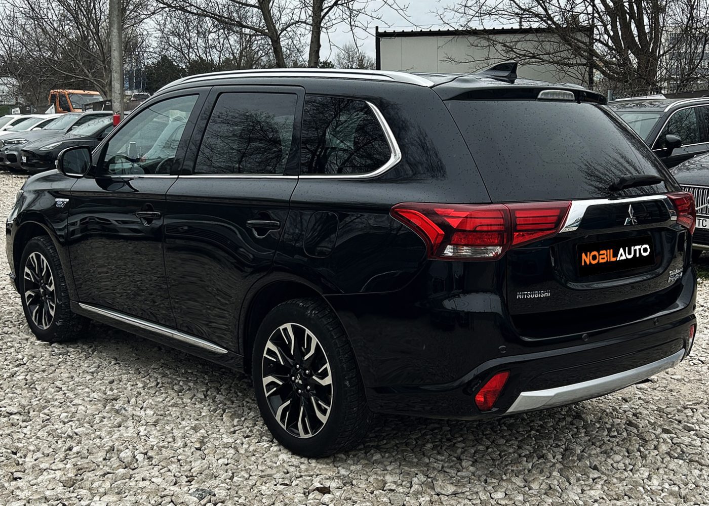 Mitsubishi Outlender