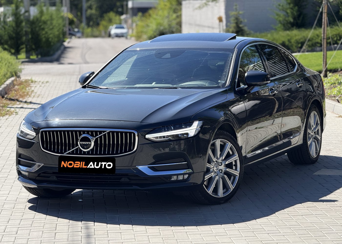 Volvo S90