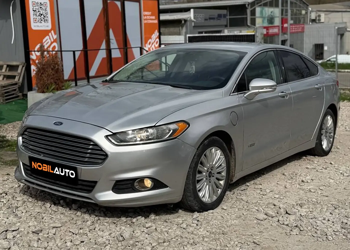 Ford FUSION